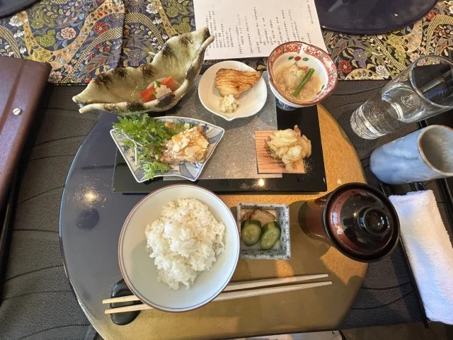 個室でゆっくり、大人のご褒美時間。40代にちょうどいい青山の個室ランチ_1_1