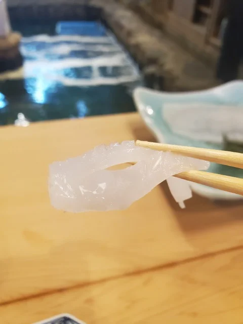 博多グルメ　イカ活造り