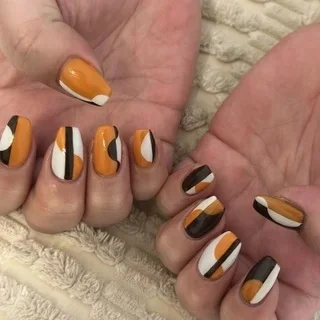 上品で華やぐ冬ネイル８選。40代に似合う大人ネイル【40代美容】_1_16-1