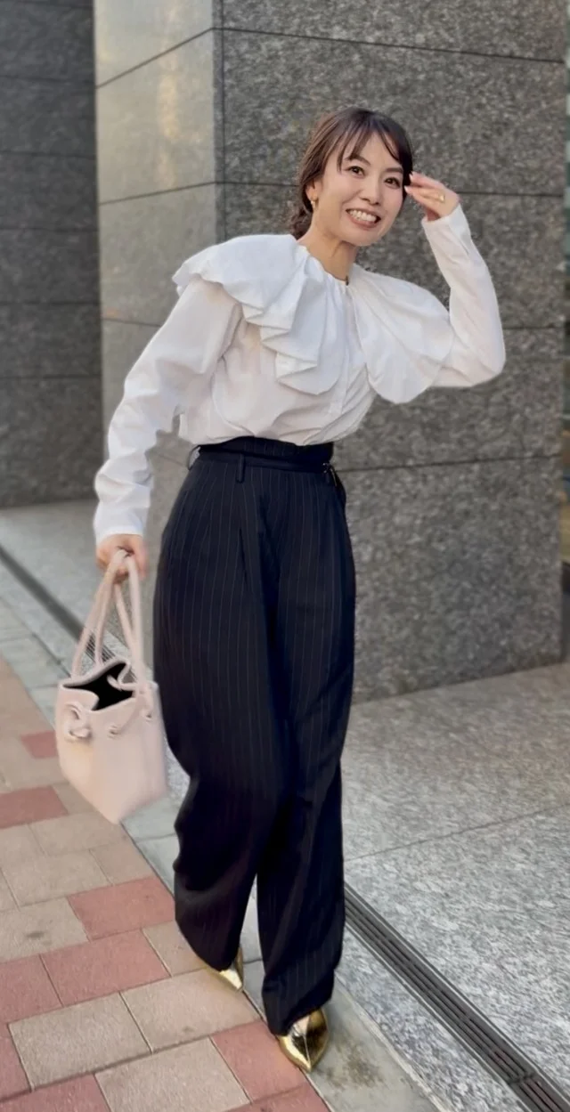 “浮かないのに華やか”春コーデの正解_1_2-2