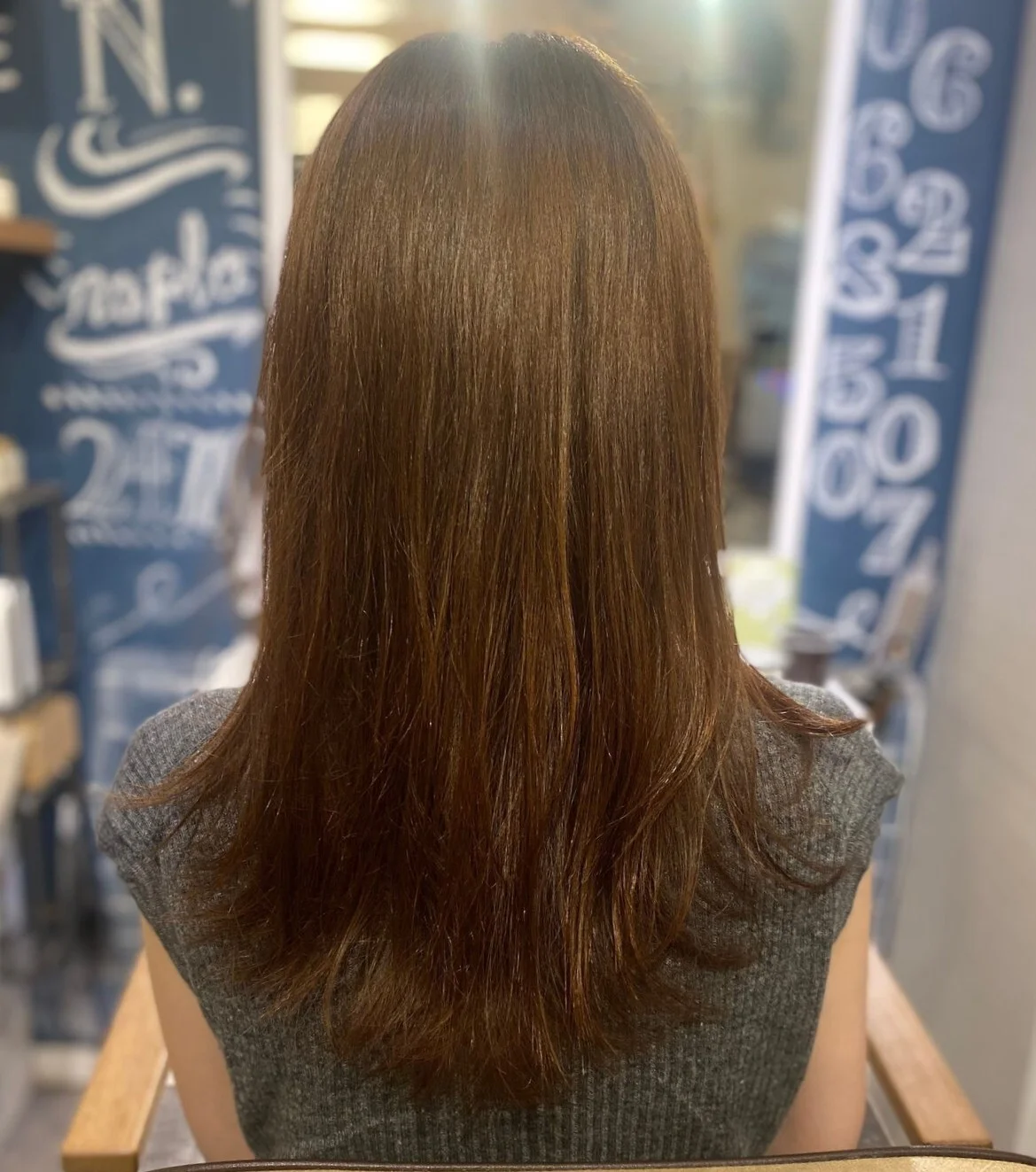 40代のロングヘア　後ろ