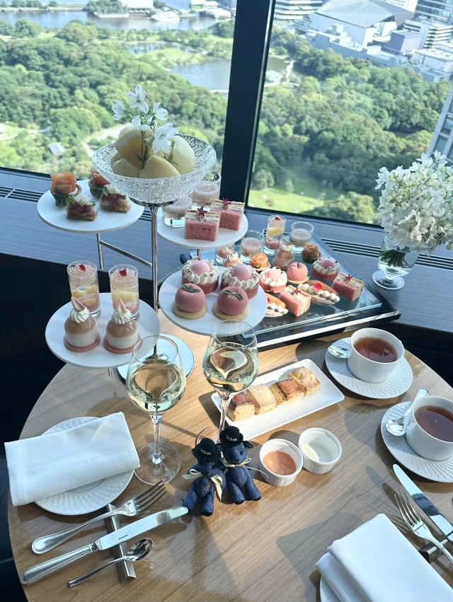 桃の潤いあふれる！【コンラッド東京】「ピーチアフタヌーンティー “フレッシュ・モーメント”」_1_1