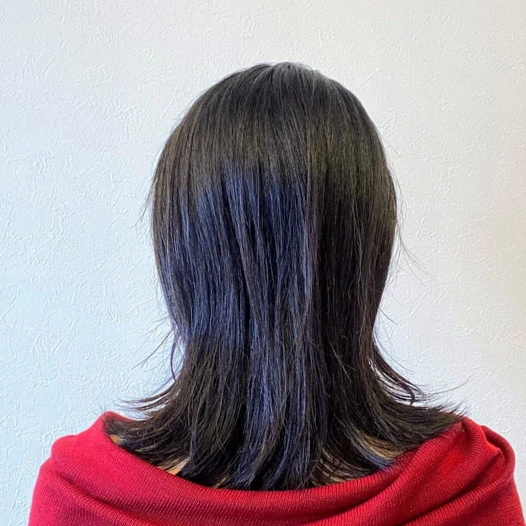 後ろから見た　ミディアムヘアスタイル人気ランキング１位