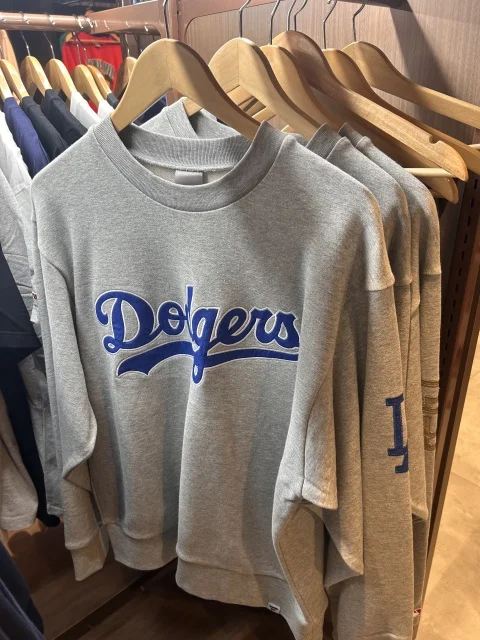 来春もスポーツMIXコーデ継続の予感！Fanatics(ファナティクス)2026FWへ【展示会レポ】_1_6-3