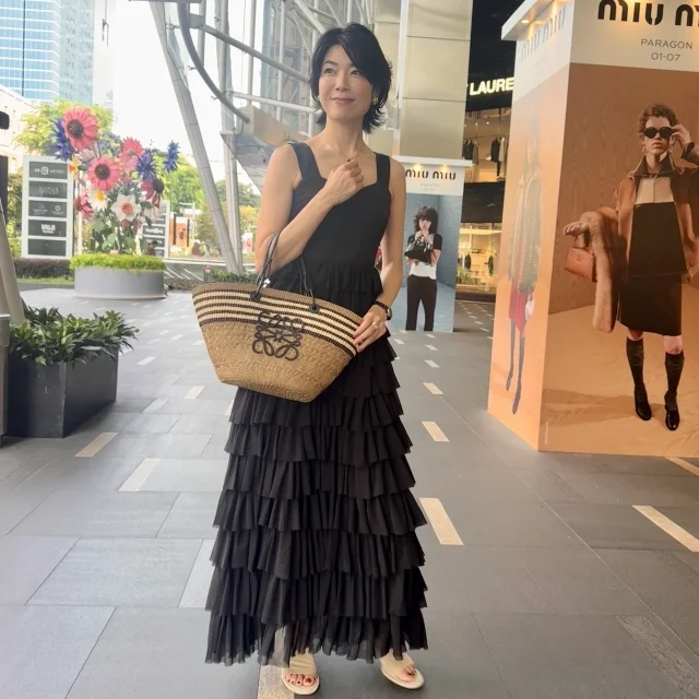 常夏では一年中活躍！ロエベのカゴバッグを初下ろし_1_3