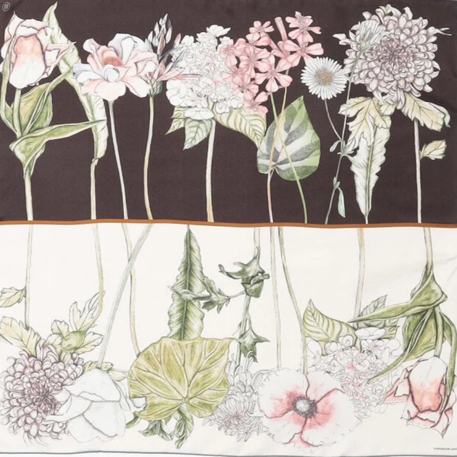 スカーフで始める春待ちコーデ