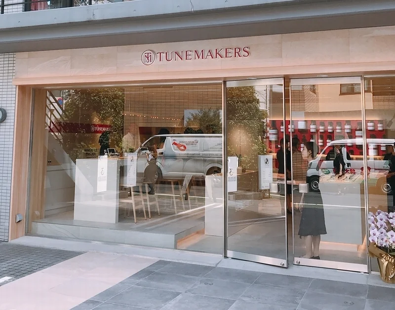 TUNEMAKERSのブランドショップが表参道にオープン