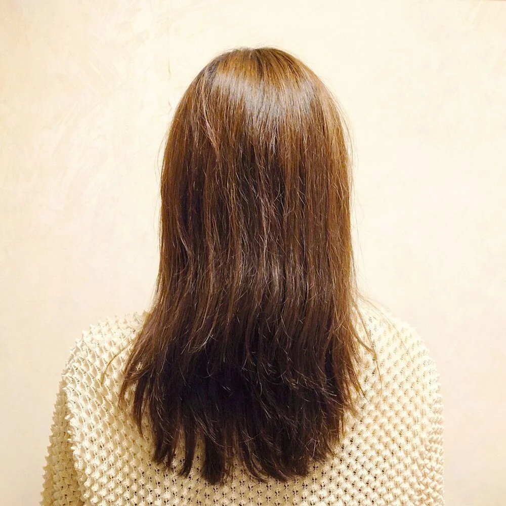 40代のヘアカタログ図鑑　ロング　バック　