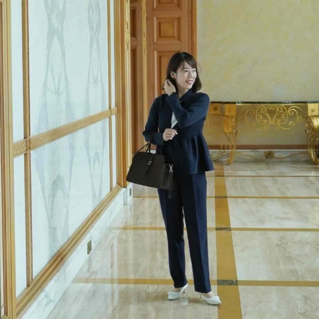 ur'sウエストペプラムポロニットカーディガン×感動パンツ