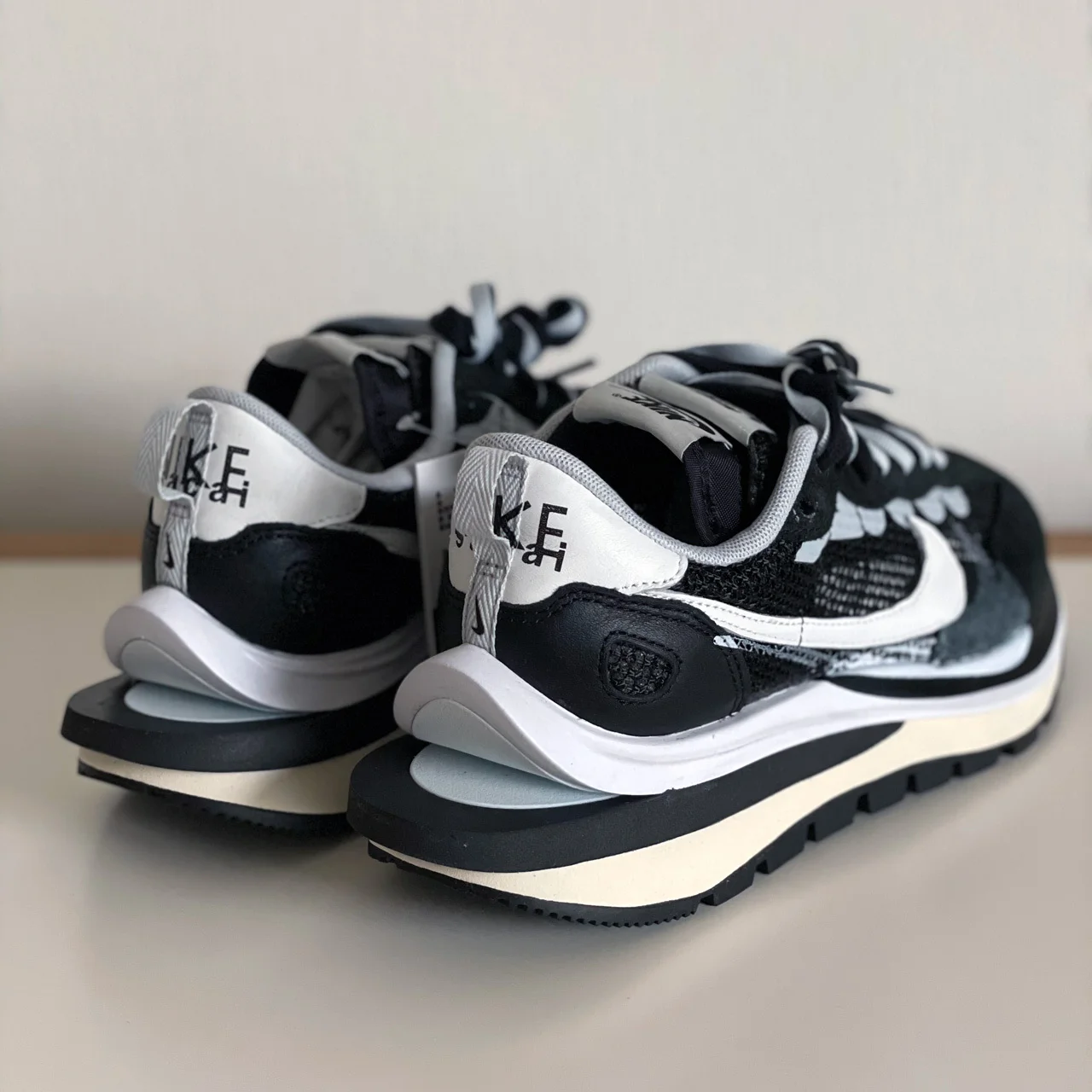 ナイキ×サカイ　ヴェイパーワッフル（ブラック＆ホワイト）