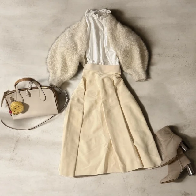 白にふれる冬。EAUVIREのハンドニットボレロ_1_5-1