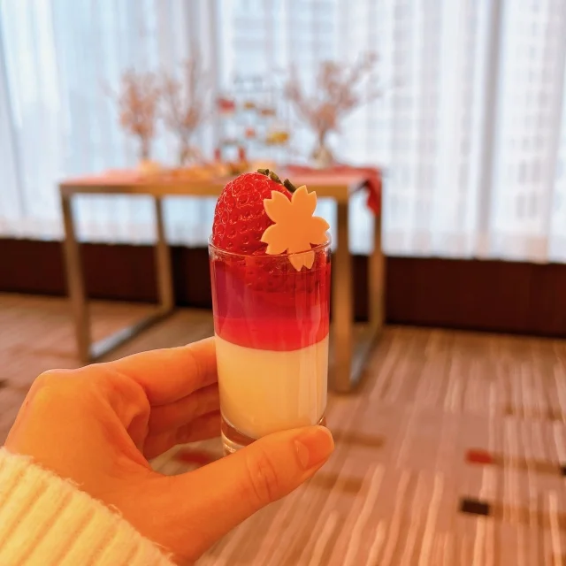 春待ち桜と苺のアフタヌーンティーを嗜む in コンラッド東京_1_10-1