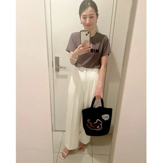 大人世代の「似合うロゴT」選び方_1_8