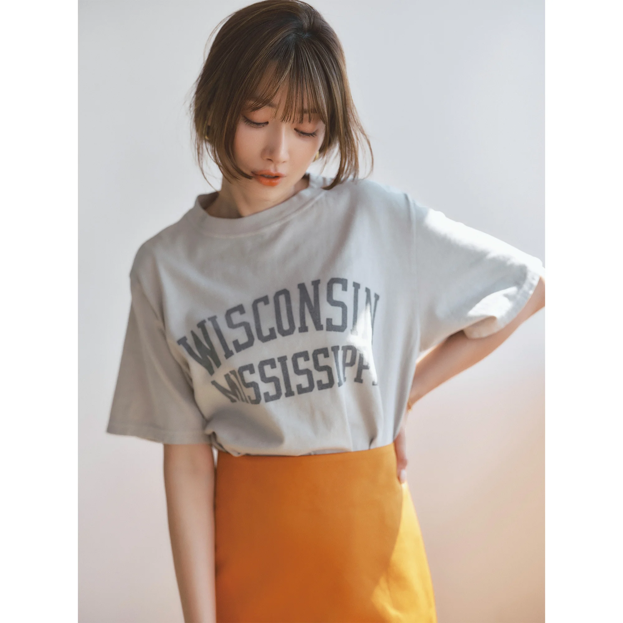 おしゃれにきく！ 大人のロゴTシャツ