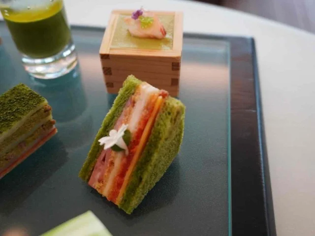 抹茶パンのコルドン・ブルー