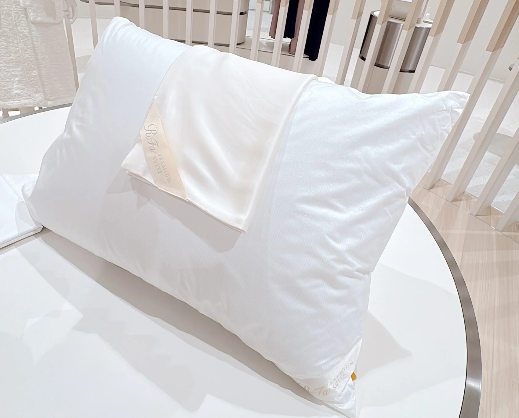 ReFa リファ GINZA  銀座　旗艦店