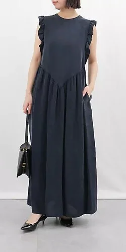 【洗える】とろみフリルワンピース