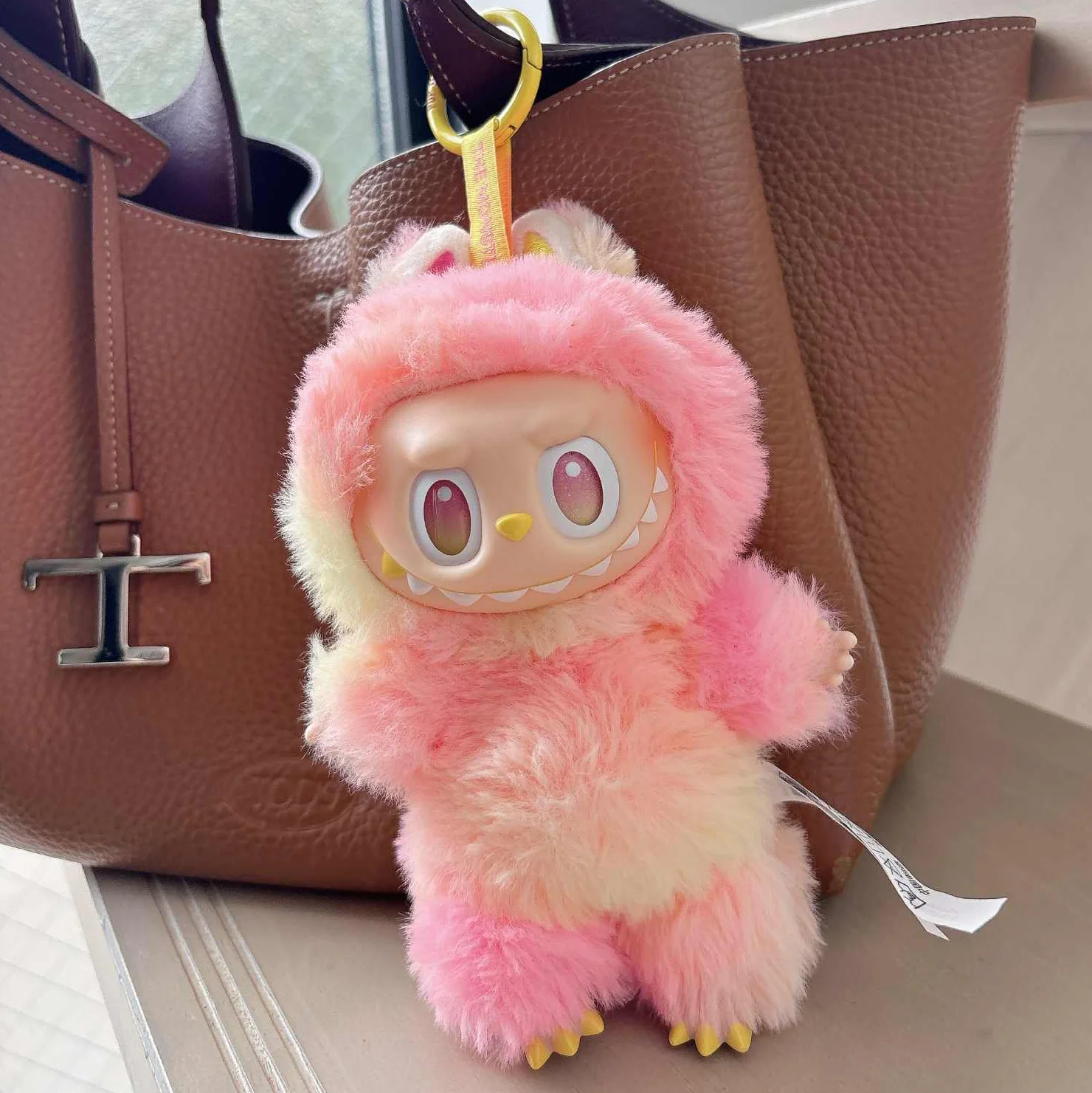 【ラブブ（LABUBU）】ついにGET♡可愛すぎるサイズ感などレビュー！