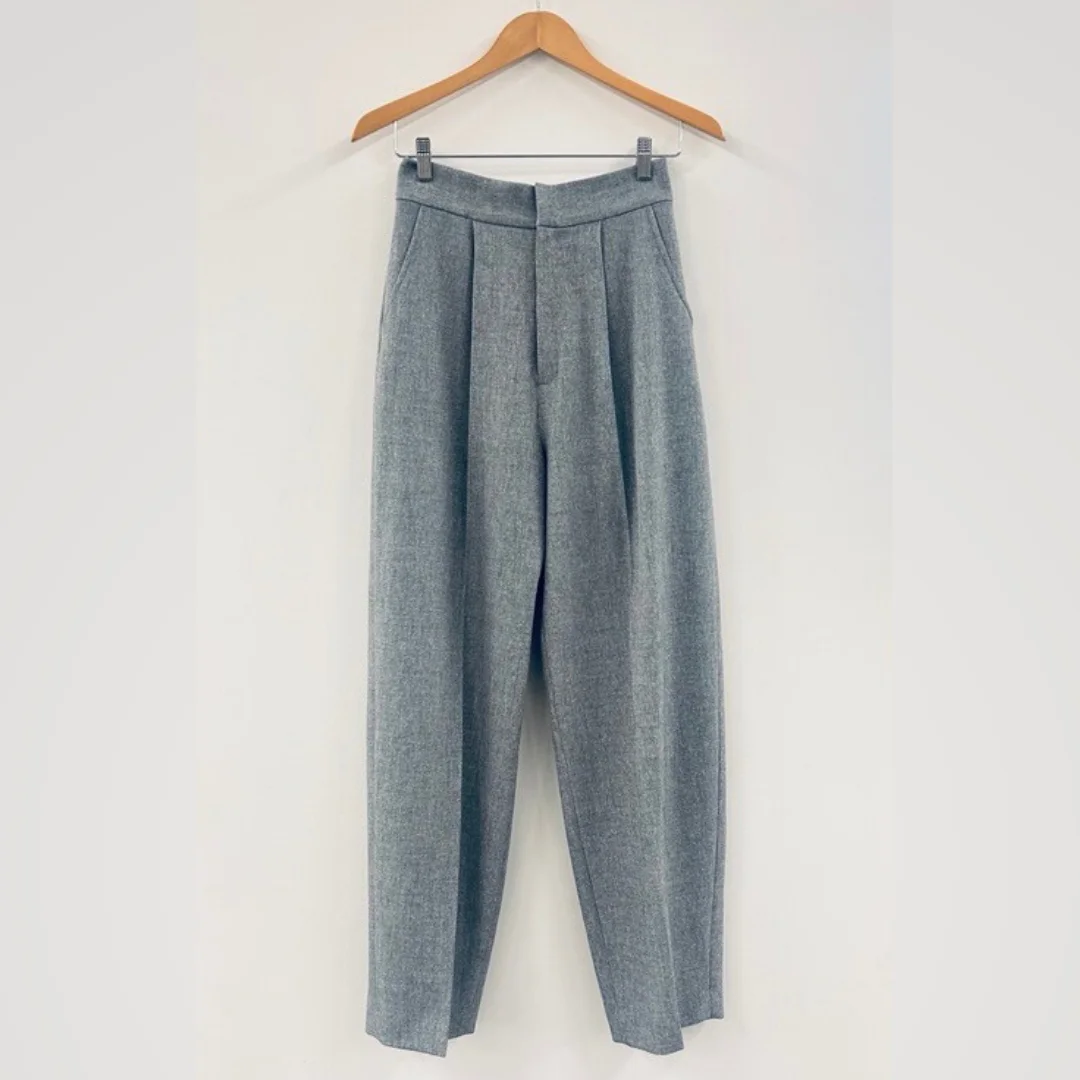 腰高見え＆グレーのツイード風パンツは大人の毎日パンツにぴったり！【Marisolスタッフの自腹買い＃133】 