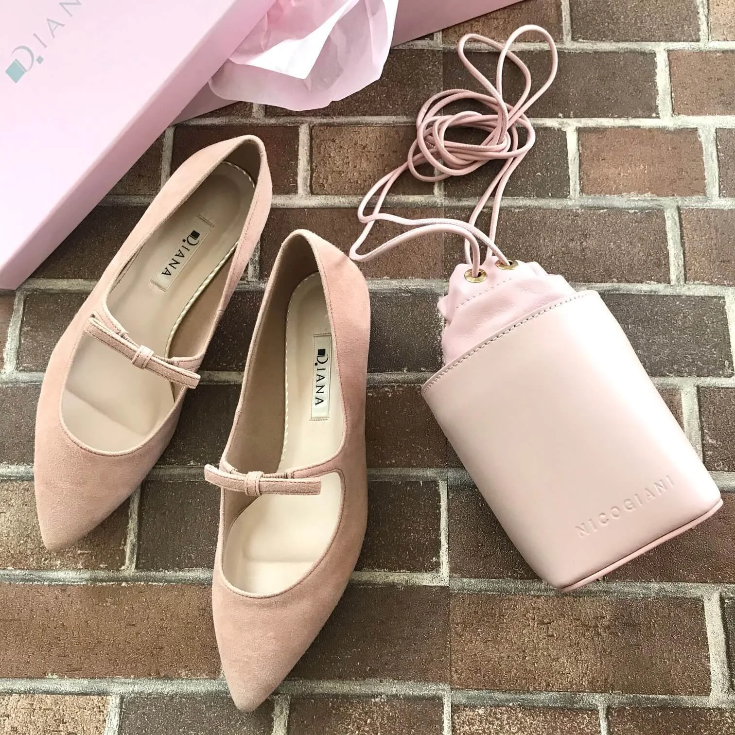 新年にハッピーカラーの小物！最愛ピンクの靴とバッグ【高見えプチプラファッション #147】