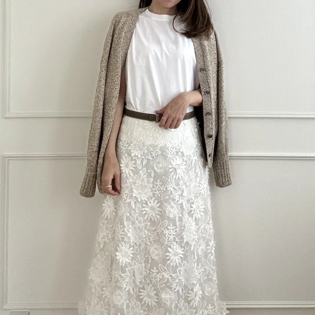 Tシャツなのに上品に決まります