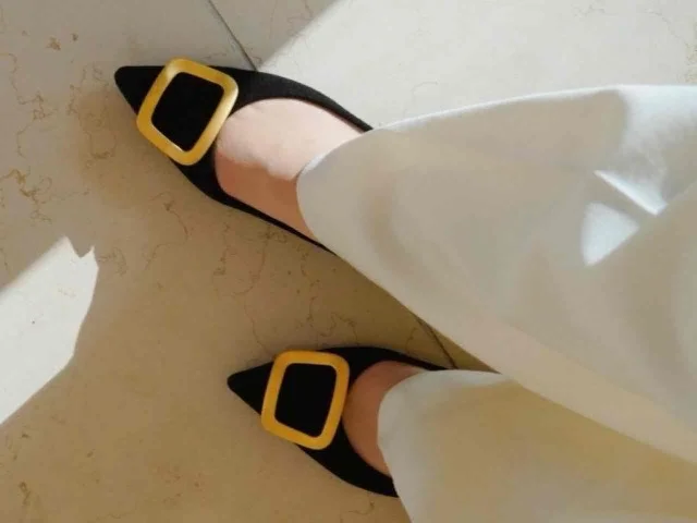 スエード素材できれいめコーデにもぴったり