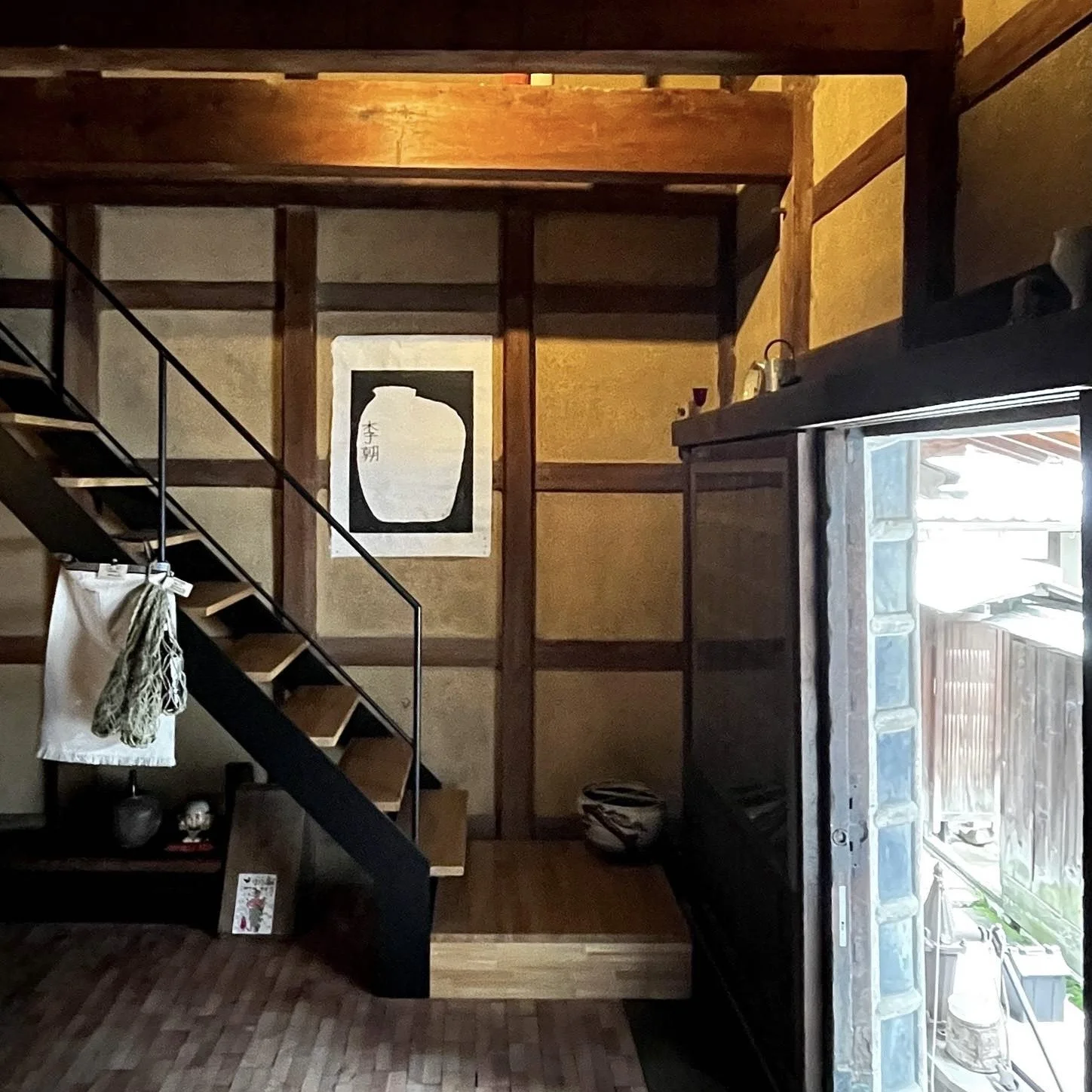 【酒商いときち】倉敷の風情漂う蔵のワインショップ