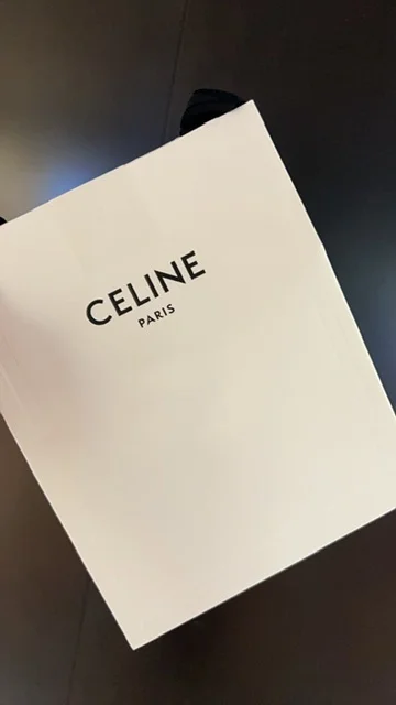 【celine】ロゴTシャツ