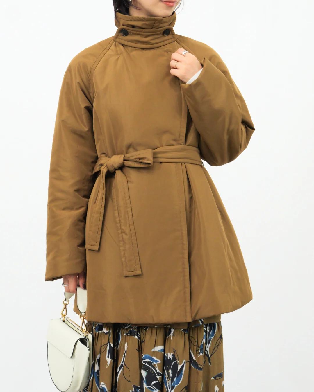 中綿ショートコート40代