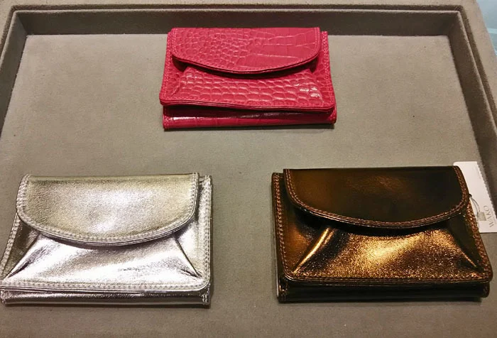 和光のロングセラー、極小三つ折財布で大人女子のたしなみ度をUP_1_1