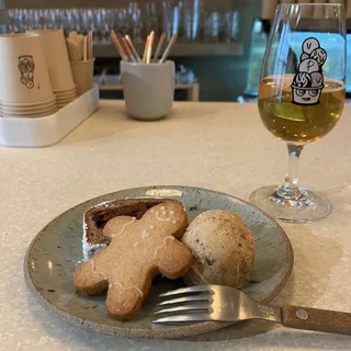 【横浜グルメ】è più(エピュウ)のクリスマス限定スイーツ＆シードルで愉しむ大人時間