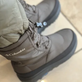 雪だー！東京でも大活躍のスノーブーツ