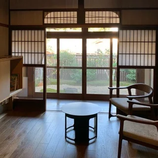 400年以上の歴史ある「妙厳院」を改装した宿坊 「和空 三井寺」。一棟貸切の完全プライベート空間で至高のひと時を過ごしました。