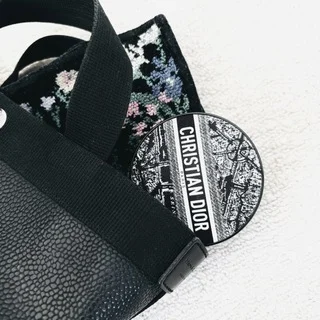 【DIOR】ディオールの限定クッションケースがうっとりするほど美しい！_1_3