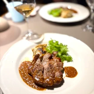 ディナーコース　メイン　豚肩ロースグリル