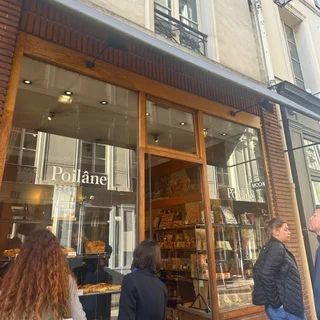 「ポワラーヌ(Poilâne) 」本店