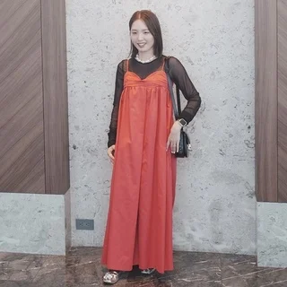 【Marisolパーティー】やりすぎない華やぎ。春色オールインワンコーデ