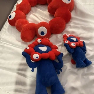ミャクミャクぬいぐるみ