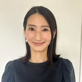 大人の髪質悩みを解消してくれるストリートメント【40代のミディアムヘア】