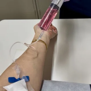 ずっと重かった体に、ご褒美を。勇気を出して美容注射へ