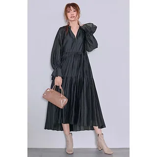 【40代の「ワンピース」人気ランキング】着回し力の高い大人フェミニンな名品がランクイン！｜2025秋冬ファッション