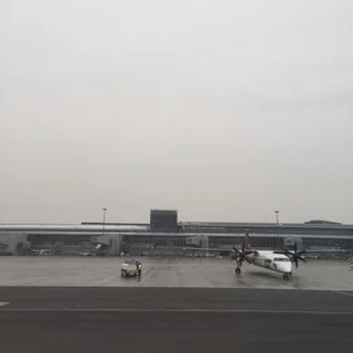 ワルシャワ空港