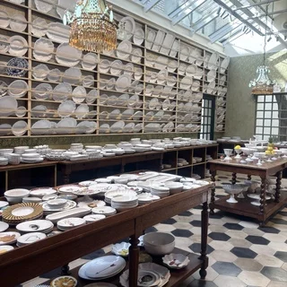 圧巻のアスティエ ド ヴィラット表参道店へ