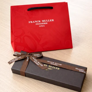 “あの高級時計ブランド”が作るスイーツが想像以上に喜ばれる理由