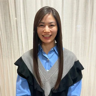 【40代人気へアランキング・ロングTOP10】１位はツヤが美しい寒色ストレート