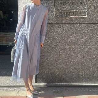 美女組オフ会へ｜ドレスコード春色コーデは水色シアーワンピース