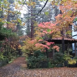 紅葉深まる、秋の軽井沢♡