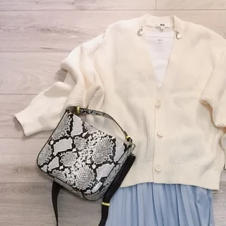 オールUNIQLOホワイトコーデ♡【momoko_fashion】
