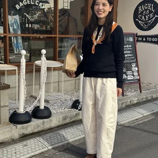 ユニクロで見つけた春の新作！ジャージーバレルレッグパンツがお気に入り。