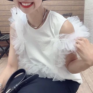 【夏の着回し】涼やかに、華やかに。夏は映えトップス。